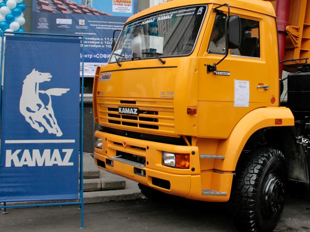 Захваченные 17 марта в Чернигове российские КАМАЗы, предназначенные для отправки в Казахстан, продолжают оставаться на территории Украины