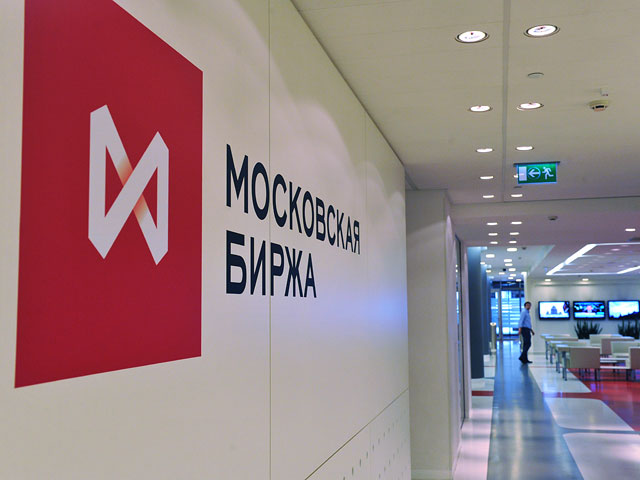 За последний месяц объем торгов на фондовом рынке "Московской биржи" резко увеличился