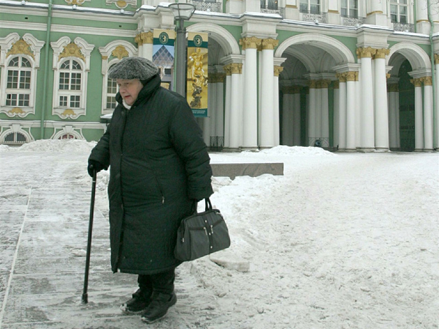 Дмитрий Медведев подписал постановление о социальной индексации пенсий на 17,1%
