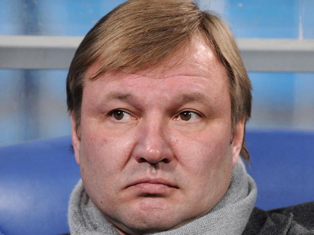 Главный тренер нижегородского футбольного клуба "Волга" украинец Юрий Калитвинцев ушел в отставку, объявив об этом игрокам во время тренировки