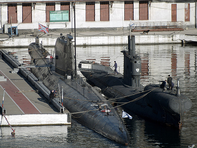 Черноморскому флоту России не нужна украинская подлодка "Запорожье", которую захватили неделю назад около Севастополя