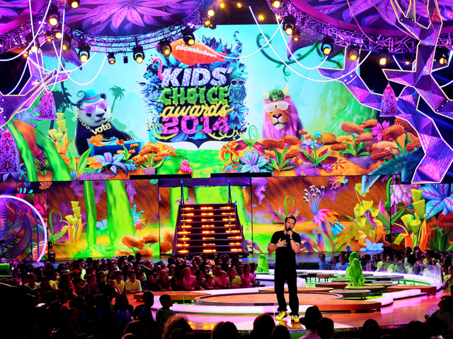 В воскресенье, 29 марта, в Лос-Анджелесе состоялась церемония вручения наград Kids' Choice Awards - ежегодная кинопремия, лауреатов которой выбирают дети - зрители телеканала Nickelodeon