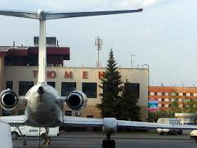 Самолет, направлявшийся из Новосибирска в Москву, вынужденно приземлился в Тюмени из-за авиадебошира