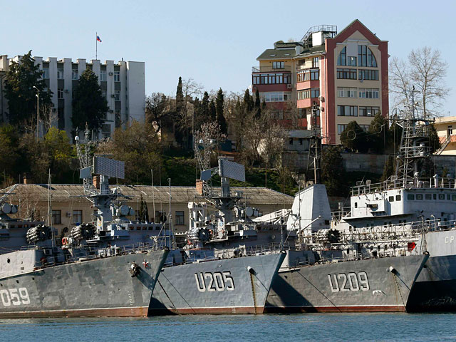 Украина потребовала от России вернуть 70 кораблей и корвет "Тернополь", оставшиеся у Крыму после присоединения полуострова к РФ