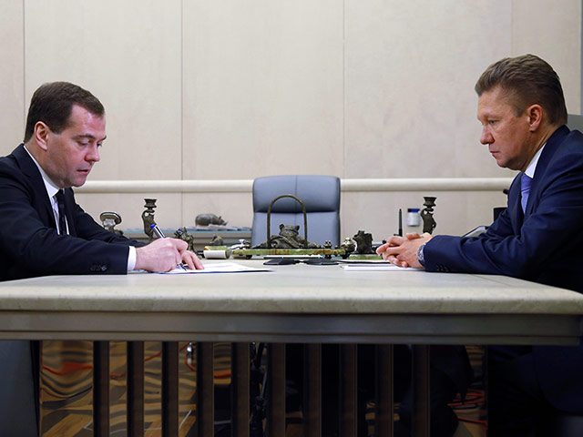Цена на газ для Украины с апреля 2014 года составит 485 долларов за 1 тысячу кубометров, сообщил глава "Газпрома" Алексей Миллер на встрече с премьер-министром РФ Дмитрием Медведевым