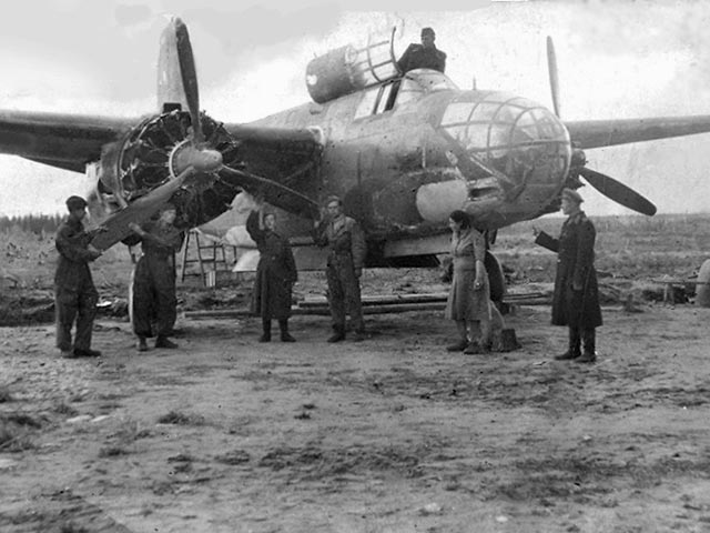 Фрагменты обнаруженного под Красноярском легкого бомбардировщика-штурмовика, который был передан в СССР американской стороной по договору ленд-лиза доставили в США