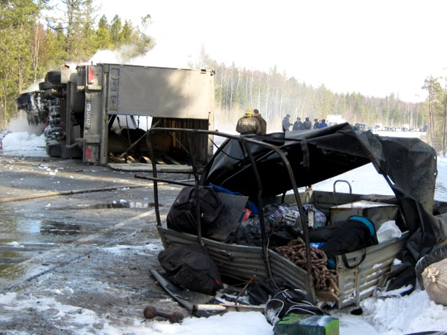 В Ханты-Мансийском автономного округе (ХМАО) произошло лобовое ДТП с многочисленными жертвами