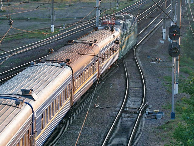 Министерство транспорта РФ подготовило варианты доставки железнодорожных пассажиров в Крым по российской территории на летний сезон 2014 года