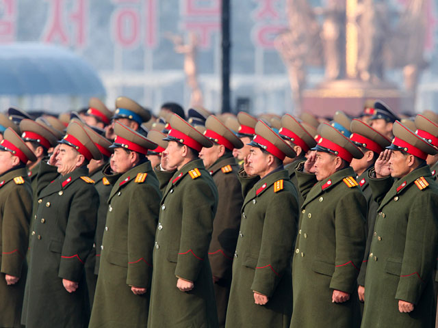 В КНДР собираются казнить и репрессировать 1200 чиновников и их родственников. Одного уже сожгли живьем