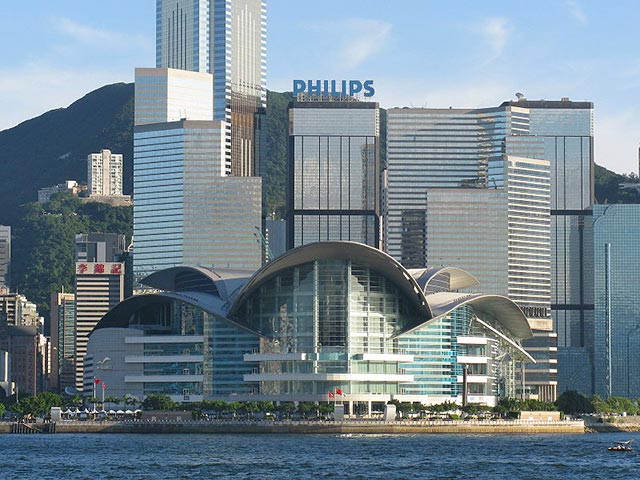 Картина, проданная на аукционе в Гонконге за 28,8 млн гонконгских долларов (3,7 млн долларов США) бесследно пропала, и, вероятнее всего, была выброшена на свалку уборщиками отеля