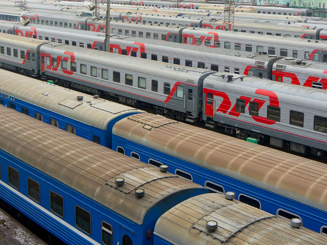 РЖД успокаивает - железнодорожное сообщение с Украиной прерываться не будет