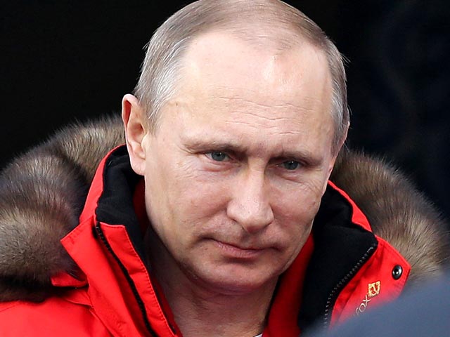 По официальным данным, президент РФ Владимир Путин в 2013 году заработал 3 млн 672 тыс. 208 рублей