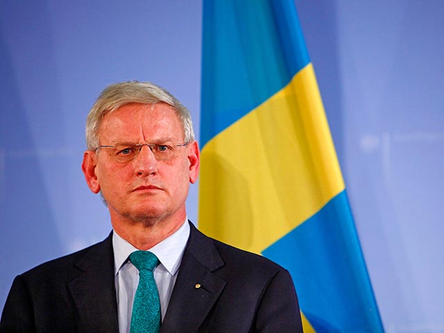 Министр иностранных дел Швеции Карл Бильдт, совершивший на прошлой неделе рабочую поездку по Украине, высказал мнение о том, что при значительном объеме иностранной помощи должен быть суровый контроль за их распределением
