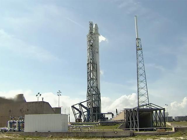 Запуск американского космического корабля Dragon к Международной космической станции (МКС) вновь отложен из-за технических проблем. На этот раз произошла утечкой гелия в первой ступени ракеты-носителя Falcon 9