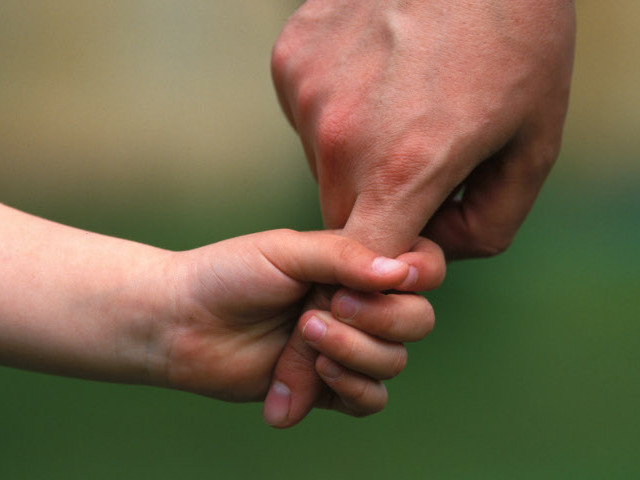 Губернатор американского штата Висконсин Скотт Уолкер подписал закон, запрещающий передачу приемных детей из семьи в семью через интернет