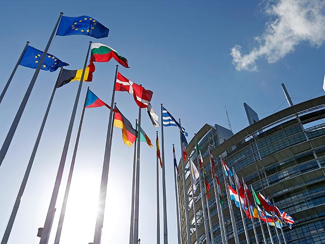 Еврокомиссия разослала странам ЕС справку о возможных последствиях санкций против России