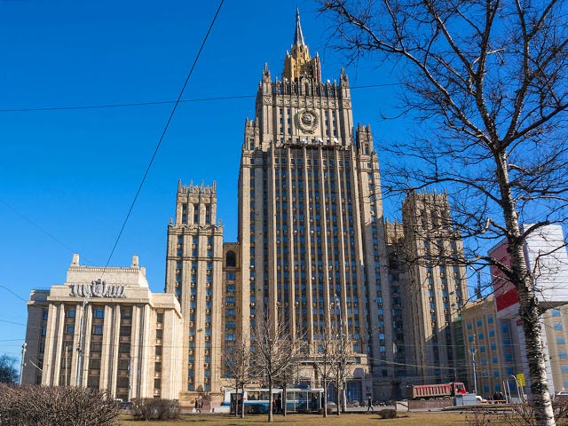 Москва возмущена вооруженным инцидентом, который произошел в ночь на 20 апреля в Славянске, объявил МИД РФ