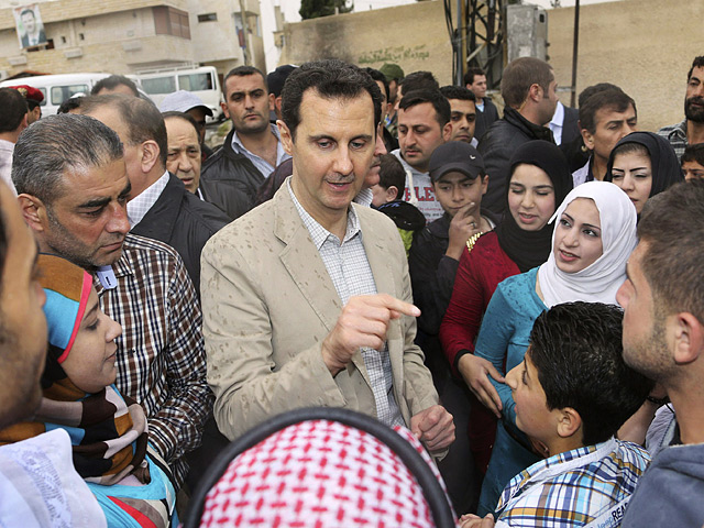 Выборы проводятся в связи с тем, что у нынешнего главы государства Башара Асада 17 июля истекает срок президентских полномочий. В апреле прошлого года Асад говорил, что президентство не является для него целью: "Как решит народ, так и будет"