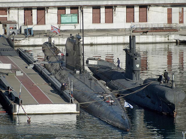 Россия не собирается передавать Украине ее единственную подводную лодку "Запорожье", которая была захвачена российскими военнослужащими у берегов Севастополя 21 марта