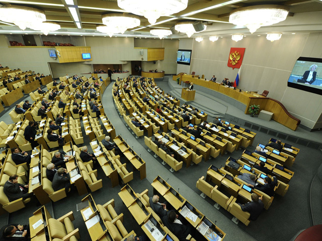 Законопроект о переходе на "зимнее время" в среду снова вынесен на первое чтение в Государственной Думе