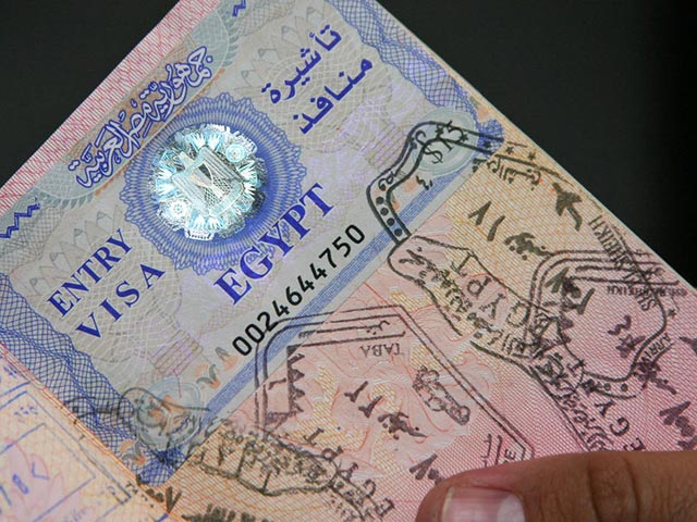Египет принял решение поднять стоимость виз с 15 до 20 долларов, визы подорожают уже с 1 мая 2014 года. Но даже после этого повышения они останутся одними из самых дешевых в мире