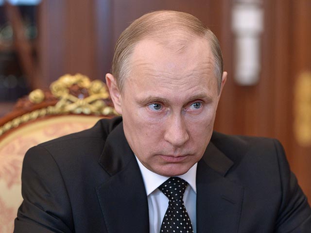 Президент Владимир Путин поручил правительству совместно с Минобороны до 1 июня 2014 года разработать программу развития Черноморского флота РФ
