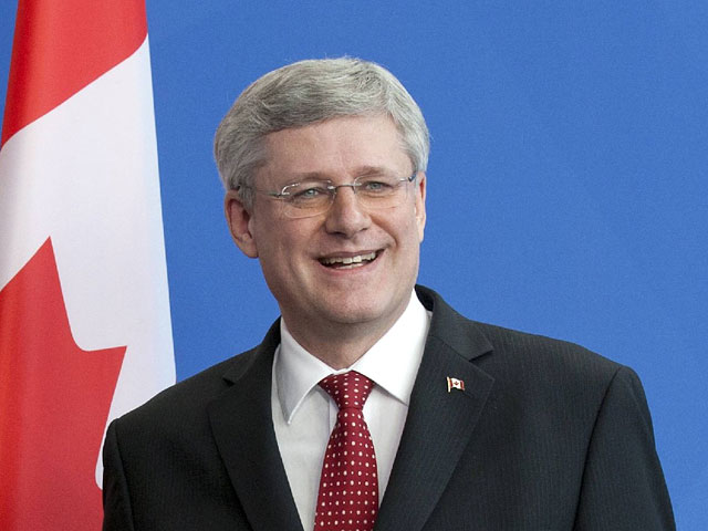 Премьер-министр Канады Стивен Харпер объявил о введении новых экономических санкций в отношении России, запретив въезд в страну еще девяти гражданам РФ