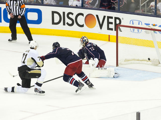 Хет-трик Малкина вывел "Питтсбург" в четвертьфинал плей-офф НХЛ