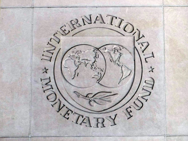 Эксперты Международного валютного фонда (МВФ) пришли к выводу о том, что экономика России уже вошла в рецессию