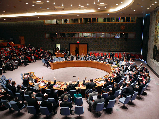 Россия созвала экстренное заседание Совета Безопасности ООН, связанное с ситуацией в Донецкой области Украины, где возобновилась антитеррористическая операция