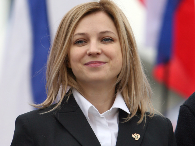 Прокурор Крыма Наталья Поклонская, утвержденная на эту должность 2 мая, приняла в среду присягу на верность Конституции и законам России