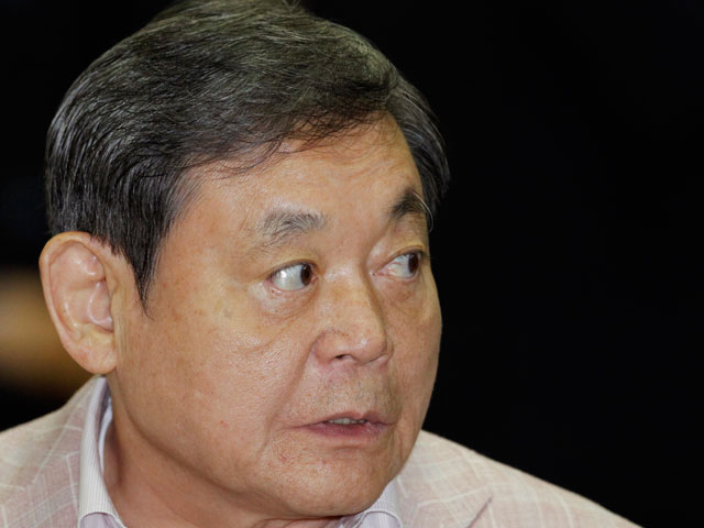 Председатель компании Samsung Electronics Ли Кун Хи доставлен в реанимацию
