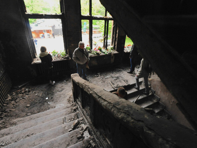 Глава Службы безопасности Украины Валентин Наливайченко подтверждает, что в Доме профсоюзов, сгоревшем 2 мая в Одессе в ходе противостояний, находилось некое вещество