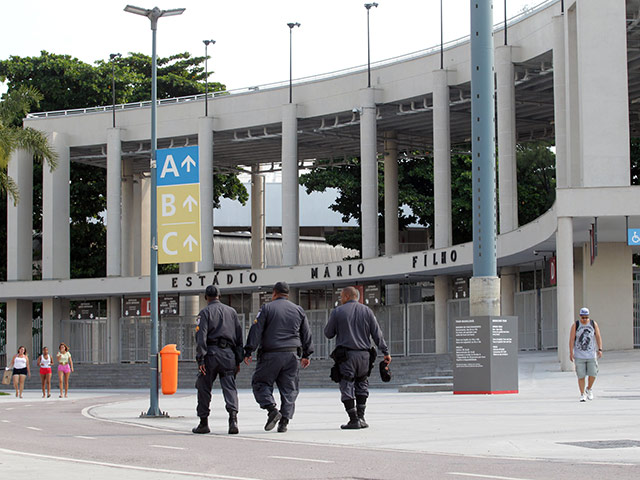Бразильская полиция выпустила брошюру советов для безопасного пребывания в стране в ходе стартующего в июне чемпионата мира по футболу