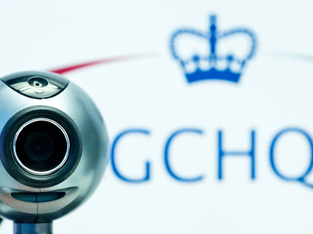 Правозащитная организация Privacy International подала иск к Центру правительственной связи Великобритании (GCHQ), обвинив ведомство в шпионаже с помощью подключения к камерам и микрофонам компьютеров и телефонов