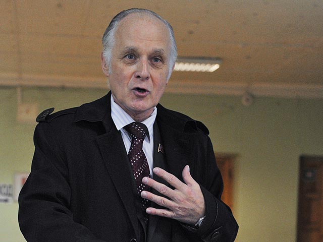 Госдуме предложат запретить чиновникам лечиться за рубежом - для пользы российского здравоохранения Госдуме предложат запретить чиновникам лечиться за рубежом - для пользы российского здравоохранения