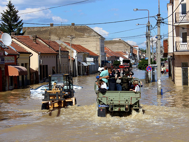 Русская православная церковь окажет помощь пострадавшим от наводнения в Сербии