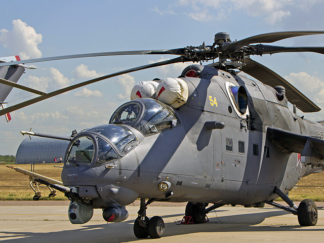 По словам представителя "Рособоронэкспорта", ремонтное предприятие будет обслуживать все три типа поставленных вертолетов - Ми-17 и Ми-35 и Ми-26