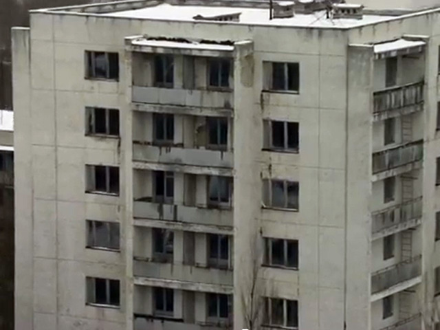 В переиздание войдет новое видео на инструментал "Marooned", съемки которого частично проходили в украинском городе Припять, жители которого были эвакуированы после аварии на Чернобыльской АЭС в 1986 году
