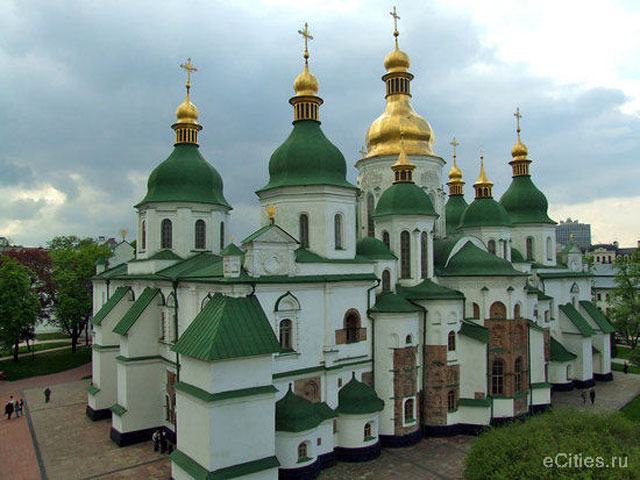 Совместная молитва представителей христианских конфессий за Украину состоится 24 мая в Софийском соборе Киева, который входит в национальный заповедник "София Киевская"