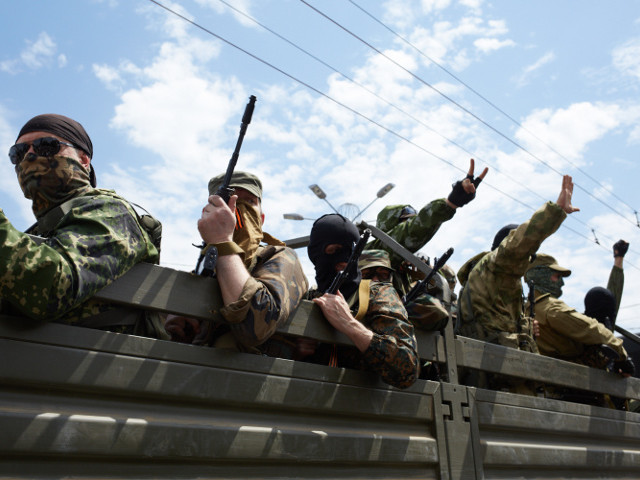 На территории провозглашенной Донецкой народной республики вводится военное положение