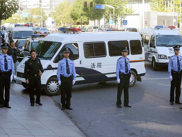 Китайская полиция арестовала пятерых членов террористической группировки в Синьцзян-Уйгурском автономном районе на северо-западе КНР, где в последнее время прогремели сразу несколько крупных терактов