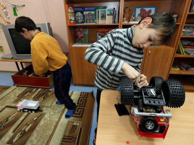 На Сахалине в этом году будут закрыты два детских дома и одна коррекционная школа-интернат для детей с ограниченными физическими возможностями