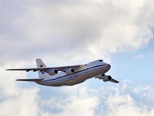 Власти Украины готовы свернуть совместный с Россией проект использования самолетов-гигантов "Руслан"