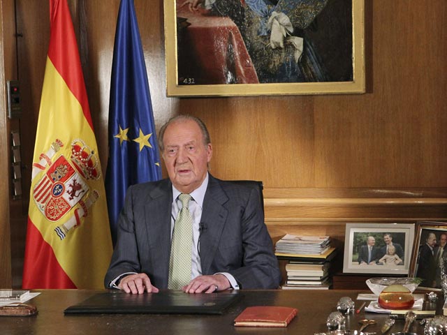 Король Испании Хуан Карлос I решил отречься от престола
