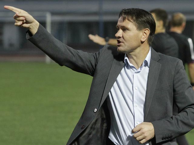 Наставник тульского "Арсенала" Дмитрий Аленичев был признан лучшим тренером Футбольной национальной лиги (ФНЛ) по итогам сезона-2013/2014