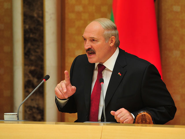 Белоруссия угодила в этот перечень благодаря инициативе президента республики Александра Лукашенко ввести в республике ряд изменений, которые по своему содержанию близки к принятию крепостного права