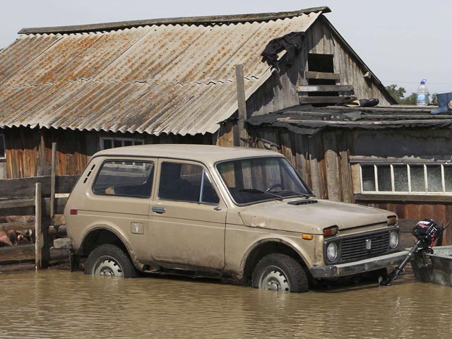 Подъем уровня воды в реке Обь в районе Барнаула продолжается, к утру субботы он на 1,5 метра превысил критический