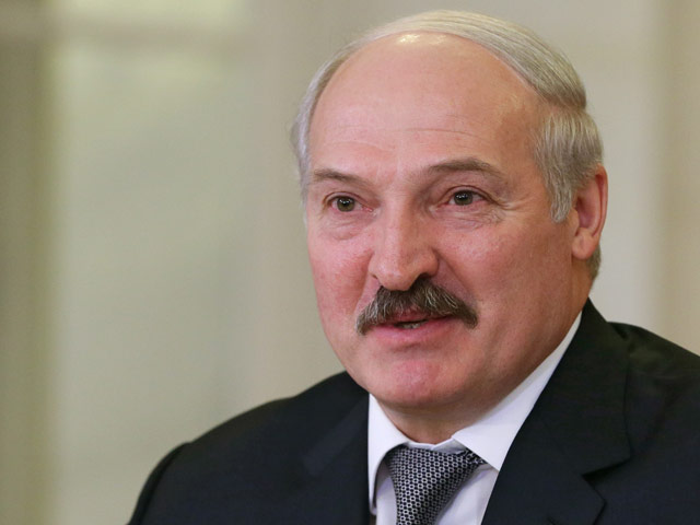Белорусский президент-"диктатор" Александр Лукашенко заявил, что в отношениях со странами Евросоюза, которые еще в середине 2000-х ввели против него санкции и почти прекратили отношения с "белорусским режимом", происходит явный прогресс