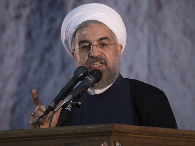 Президент Ирана Хасан Рухани заявил, что стране удалось достичь соглашения с "шестеркой" западных посредников о снятии всех санкций в отношении Ирана, при этом у страны будет право обогащать уран для использования в АЭС
